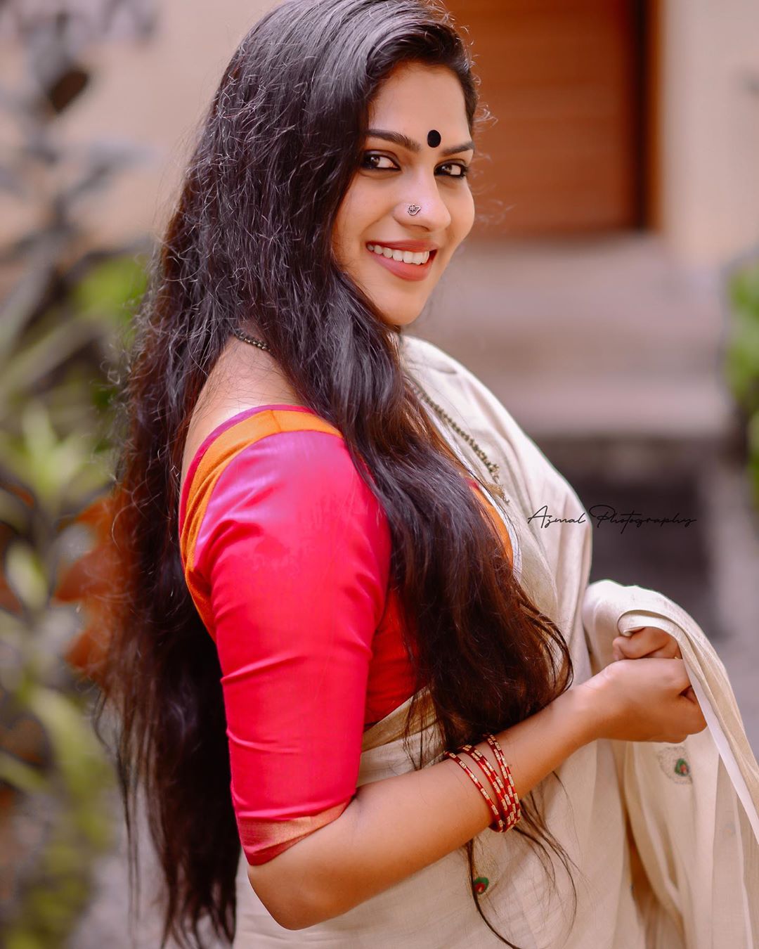 Onam Special Gorgeous Kerala Women Saree Photo Collection 