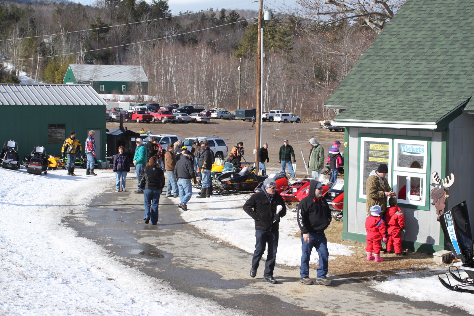 Berry Photography Moose Mt. Snowmobile Show