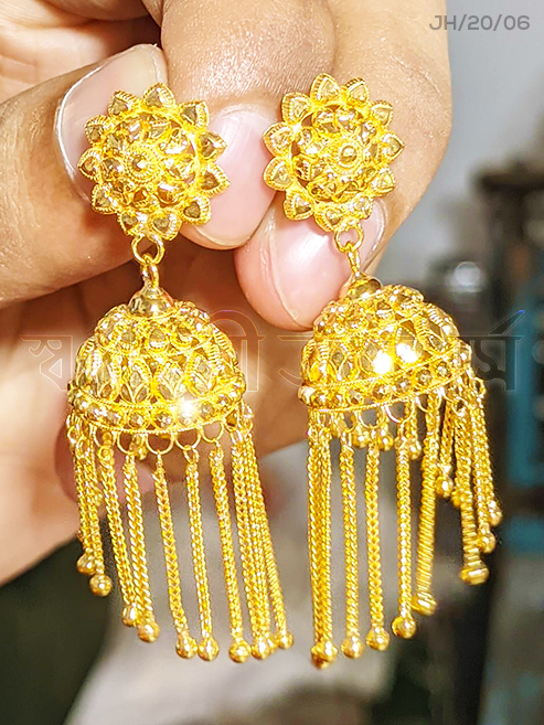 8 Gram latest gold earrings designs with weight and price || new design gold  earrings 2022 - YouTube