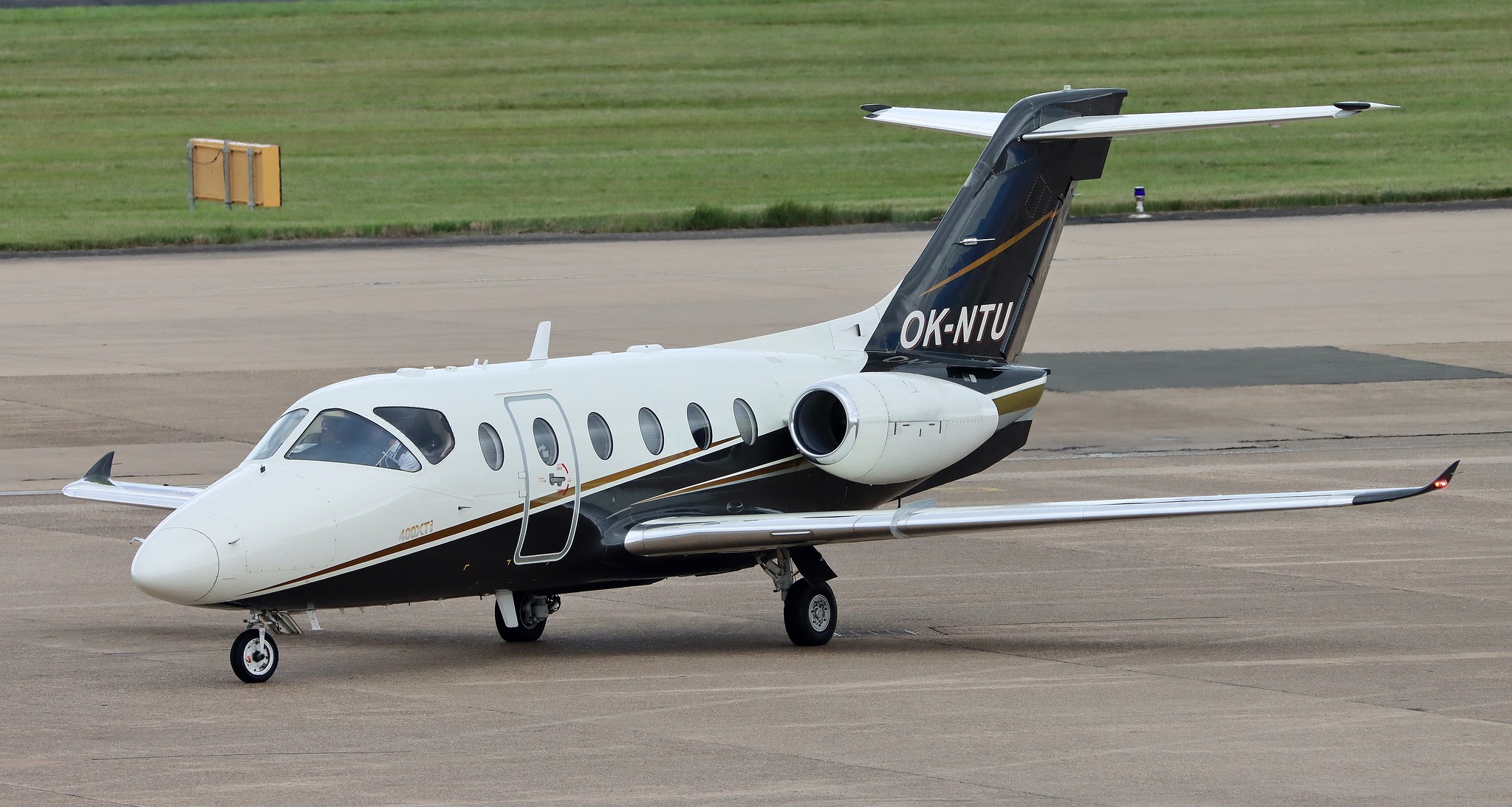 Birmingham (BHX) Daily Movements 01.01.10 to date