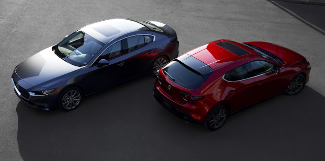 マツダ　新型アクセラ（Mazda3）ハッチバックとセダン