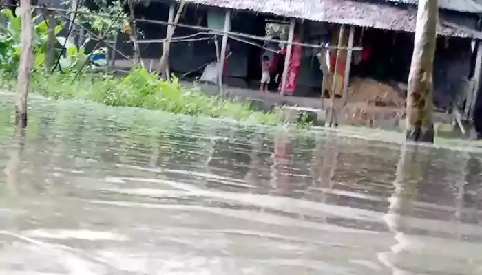 ধুনটে আষাঢ়ের ঢলে জলাবদ্ধতায় জনদূর্ভোগ