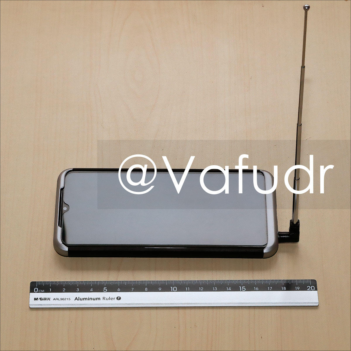 Bits and pieces 3.5mm FM radio retractable antenna for cell phone