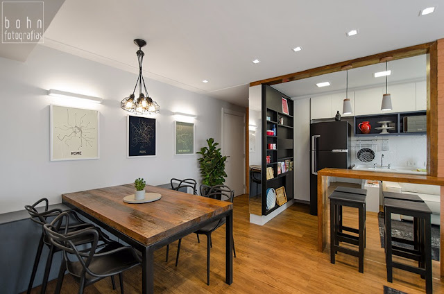 Visita ao pequeno e jovial apto decorado de Carolina Rocca. Blog Achados de Decoração