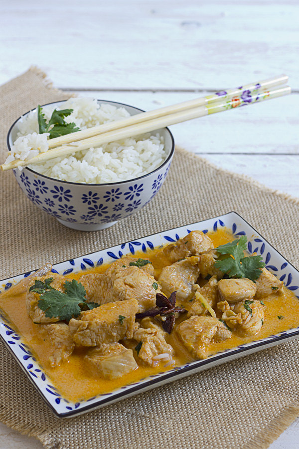 Curry rojo tahilandes con pollo