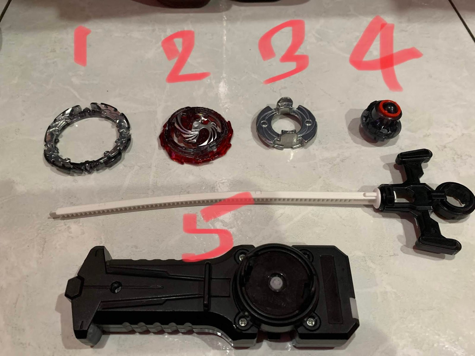 PENA CELORENG: BEYBLADE AKA GASING MODEN JEPUN