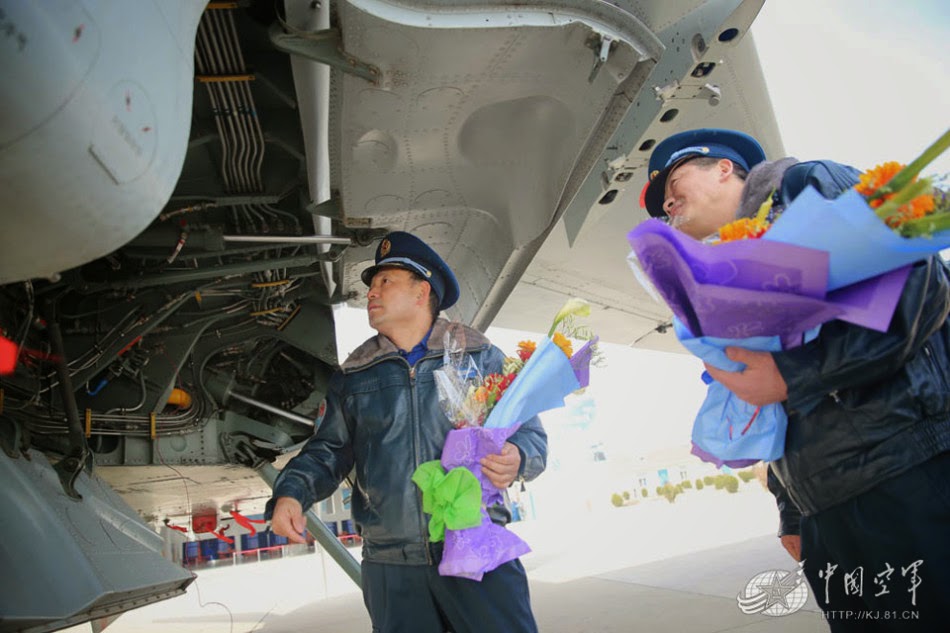 PLAAF%2BNanchang%2BQ-5%2Bpilot%2Bretirement%2Bceremony%2B4.jpg