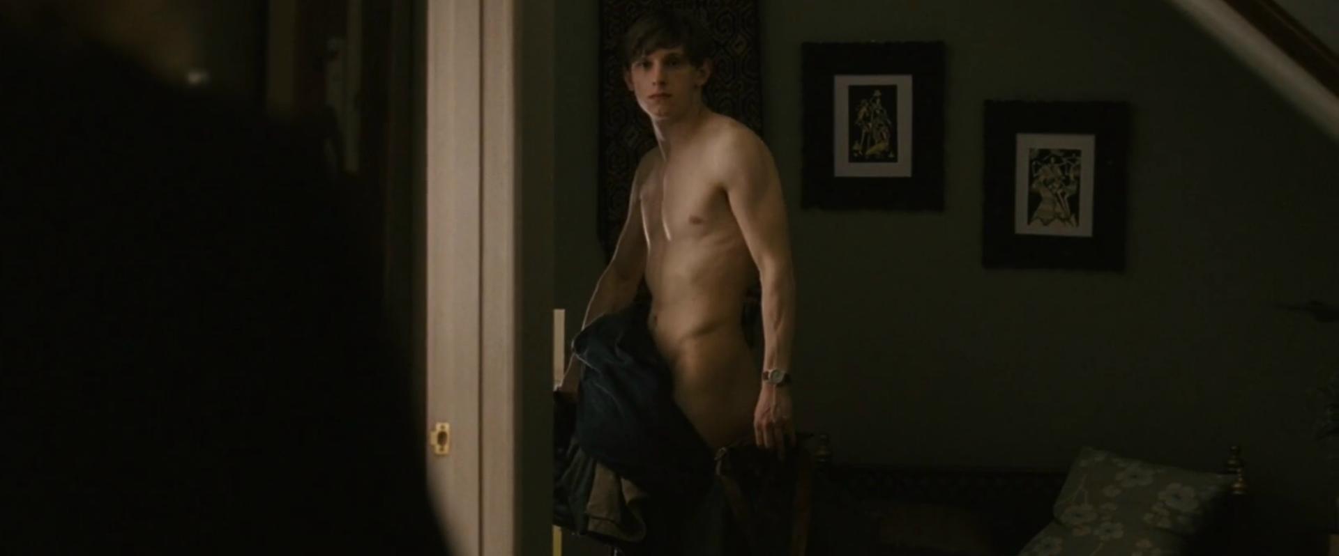 Jamie Bell naked HD clip.