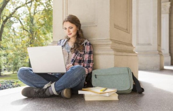 Rekomendasi Laptop Untuk Mahasiswa IT Rekomendasi Laptop Untuk Mahasiswa IT