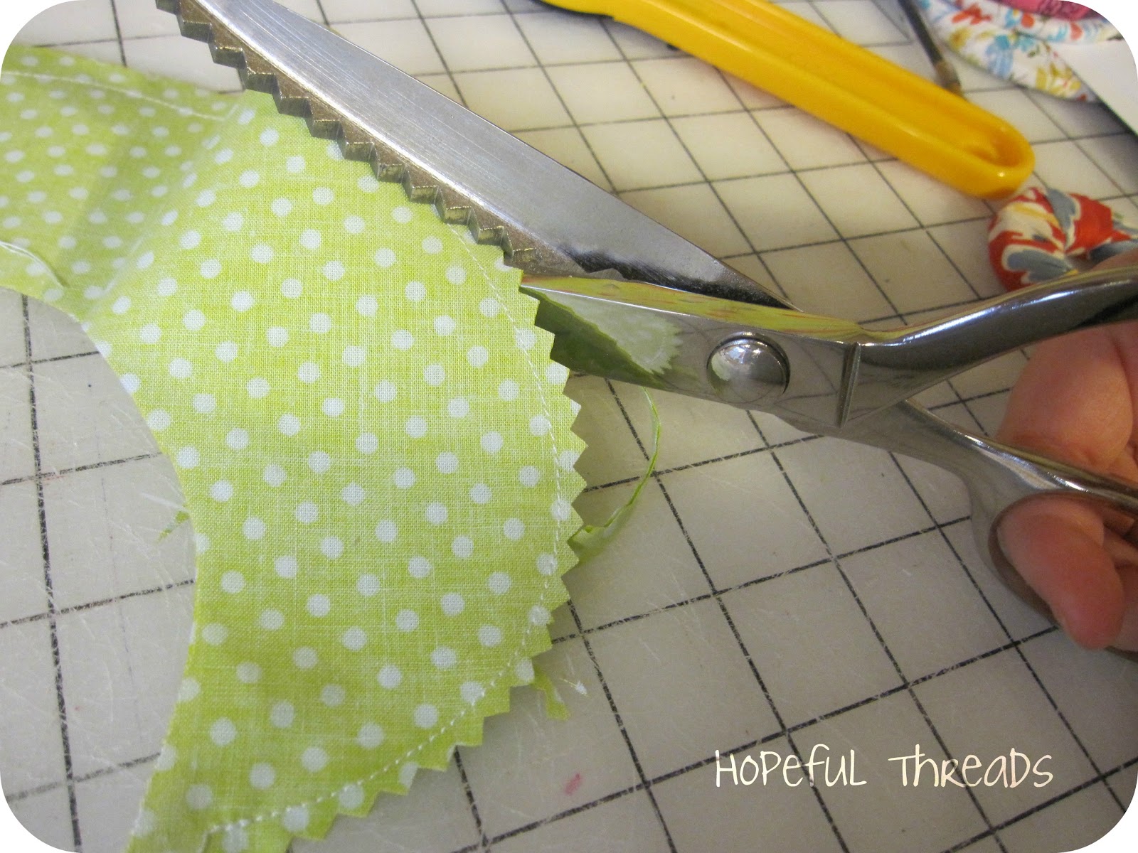 Hopeful Threads Simple Sewing Tip Pinking