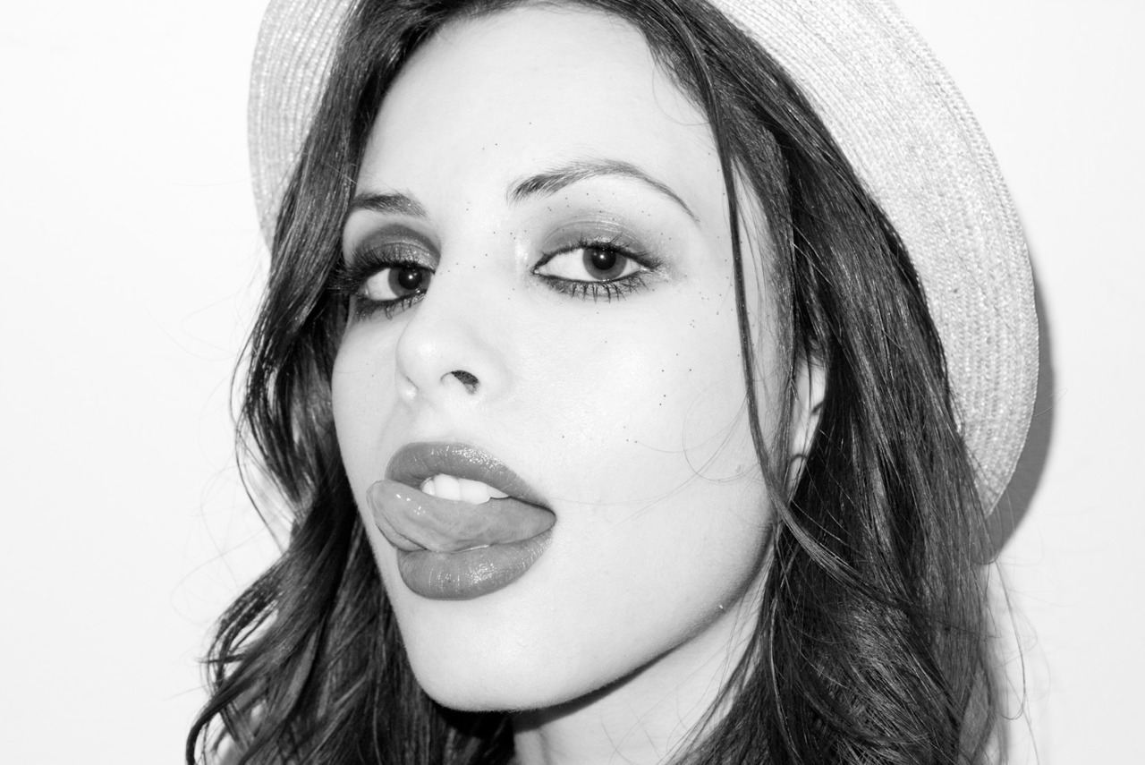 Шарлотта Кемп Мюль Charlotte Kemp Muhl