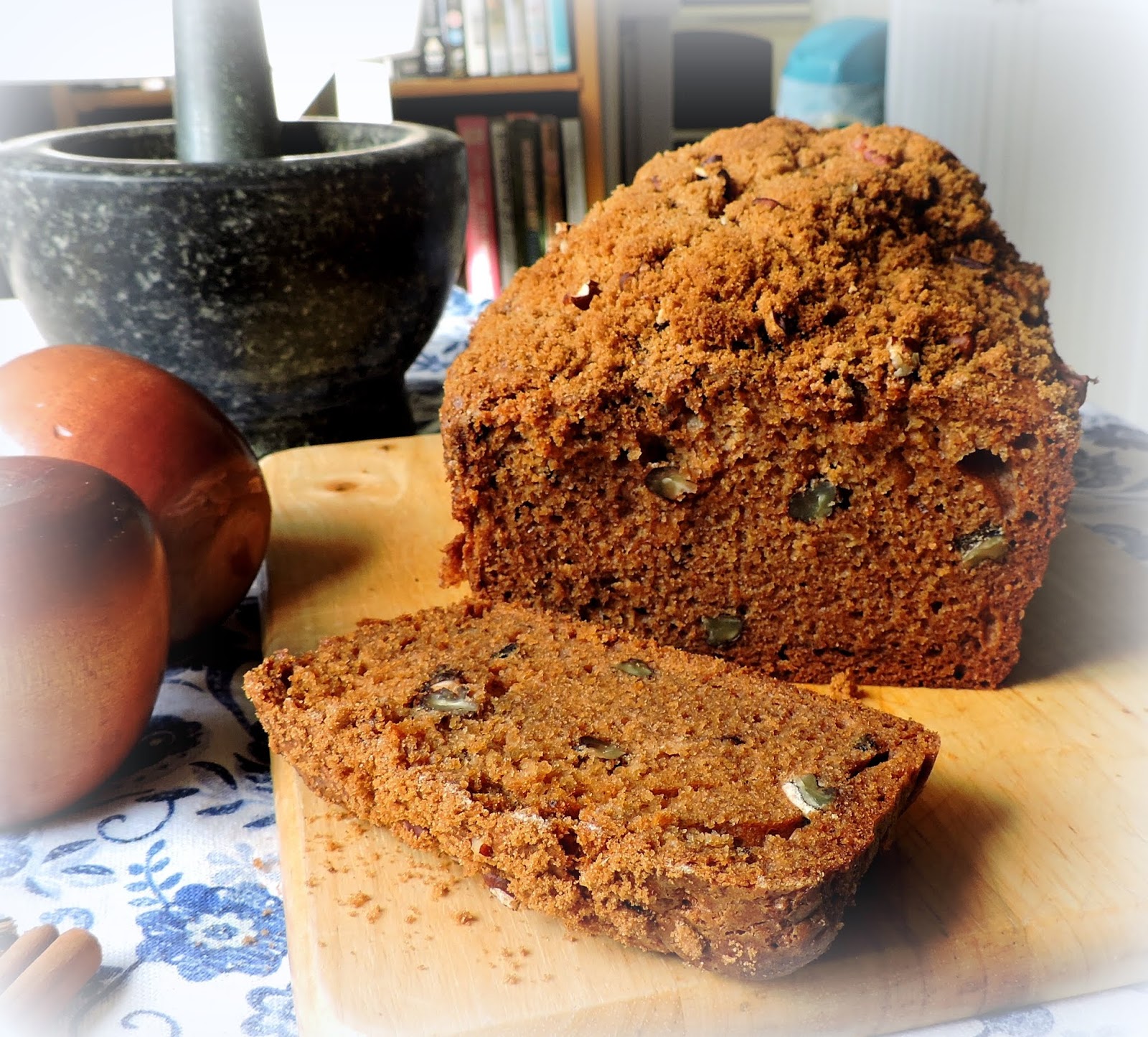 Applesauce Nut Bread The English Kitchen