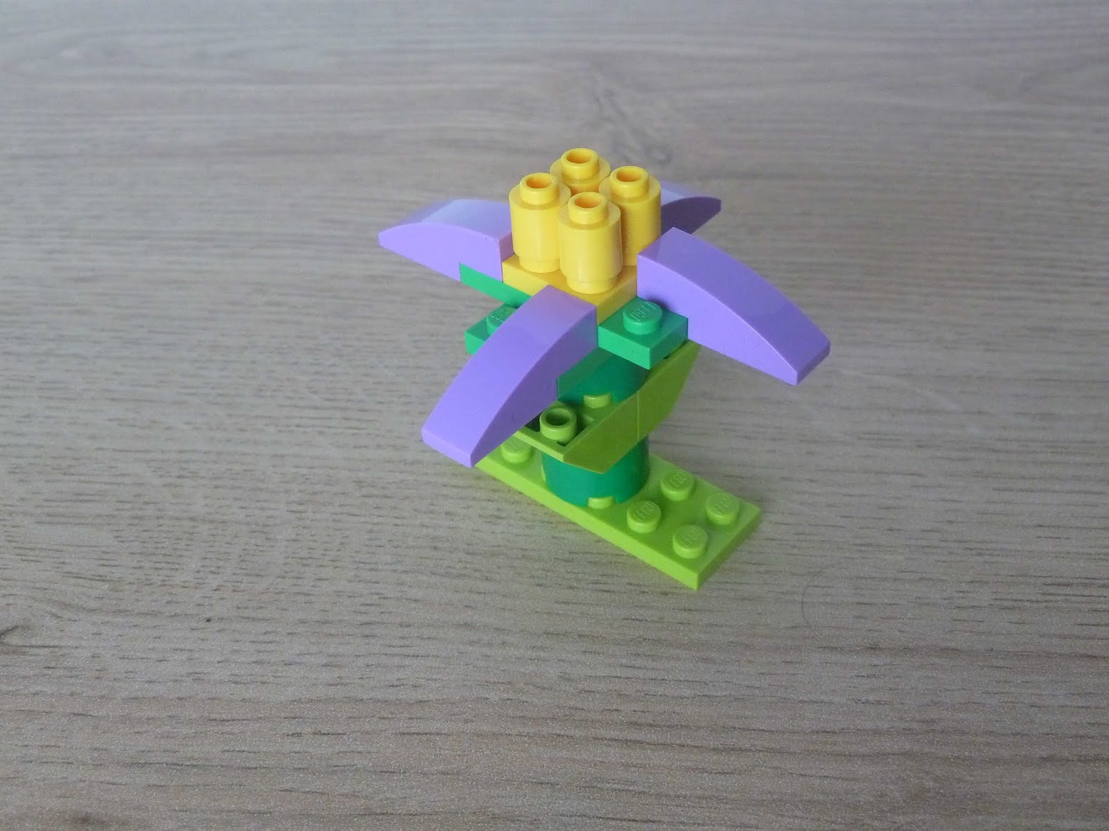 lego classic flower