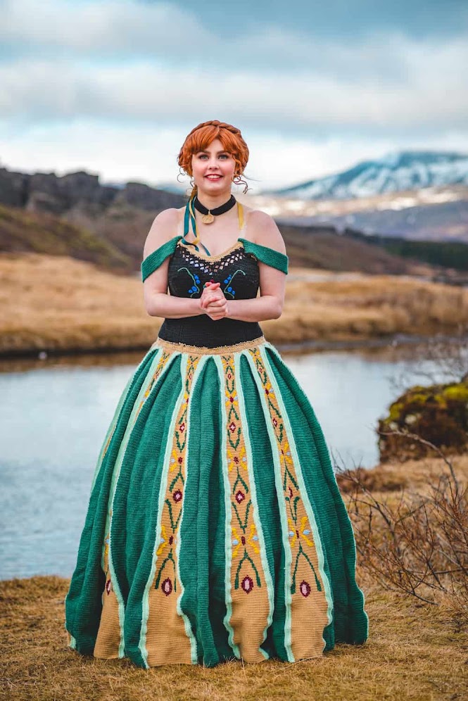 Crochet Cosplay: Princess Anna Coronation Dress Crochet Cosplay: Princess Anna Coronation Dress
