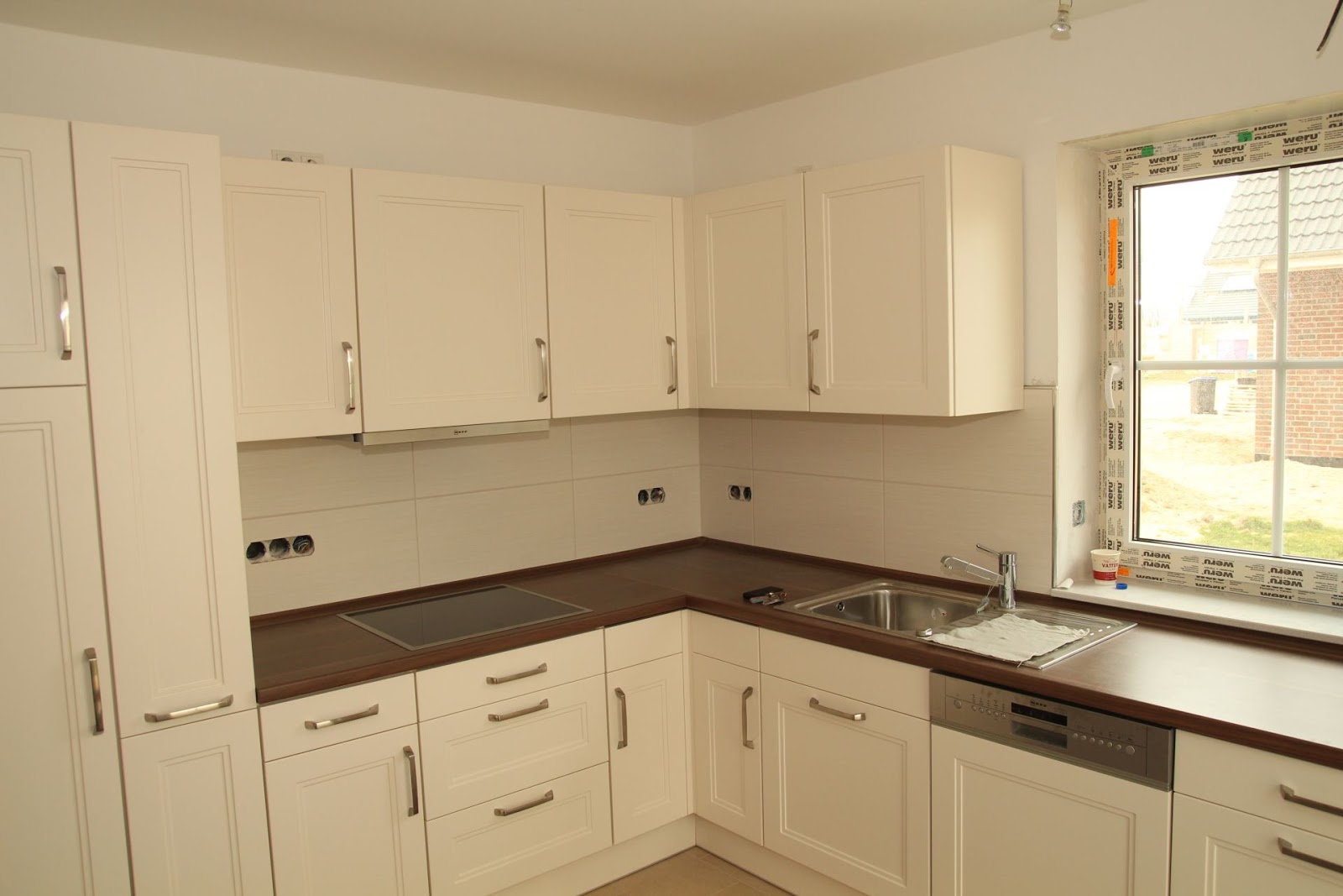 Unser Kühnes Friesenhaus: Fliesen, Fliesen, Fliesen...