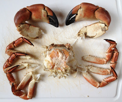 how to remove crab claws