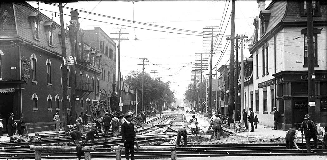 Throwback Thursday: When Cabbagetown streets were paved with cedar