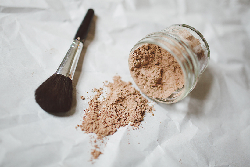 Homemade Dry Shampoo // Clean Living — Sincerely, Kinsey