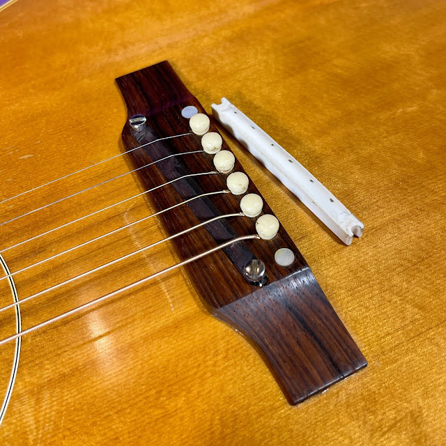 Bad Intonation on '60s Gibson Acoustics