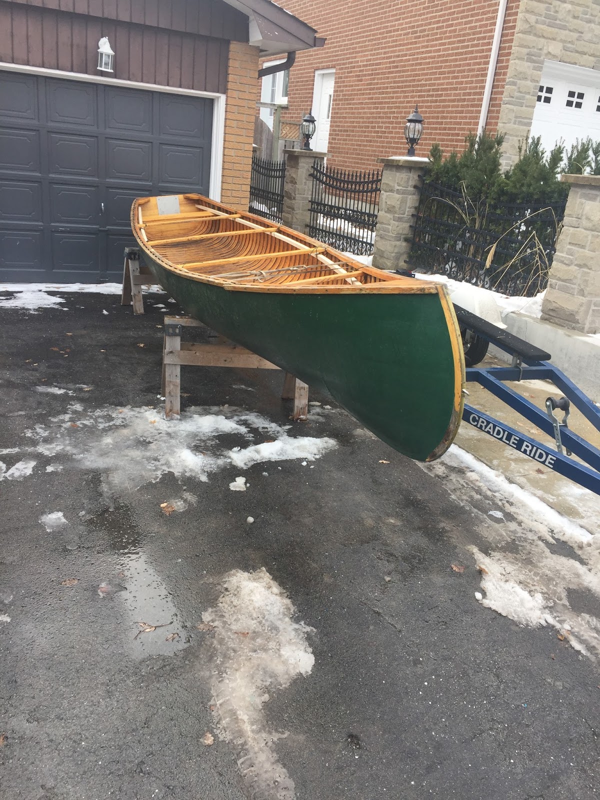 Grand Laker Canoe For Sale - 6m67bpl