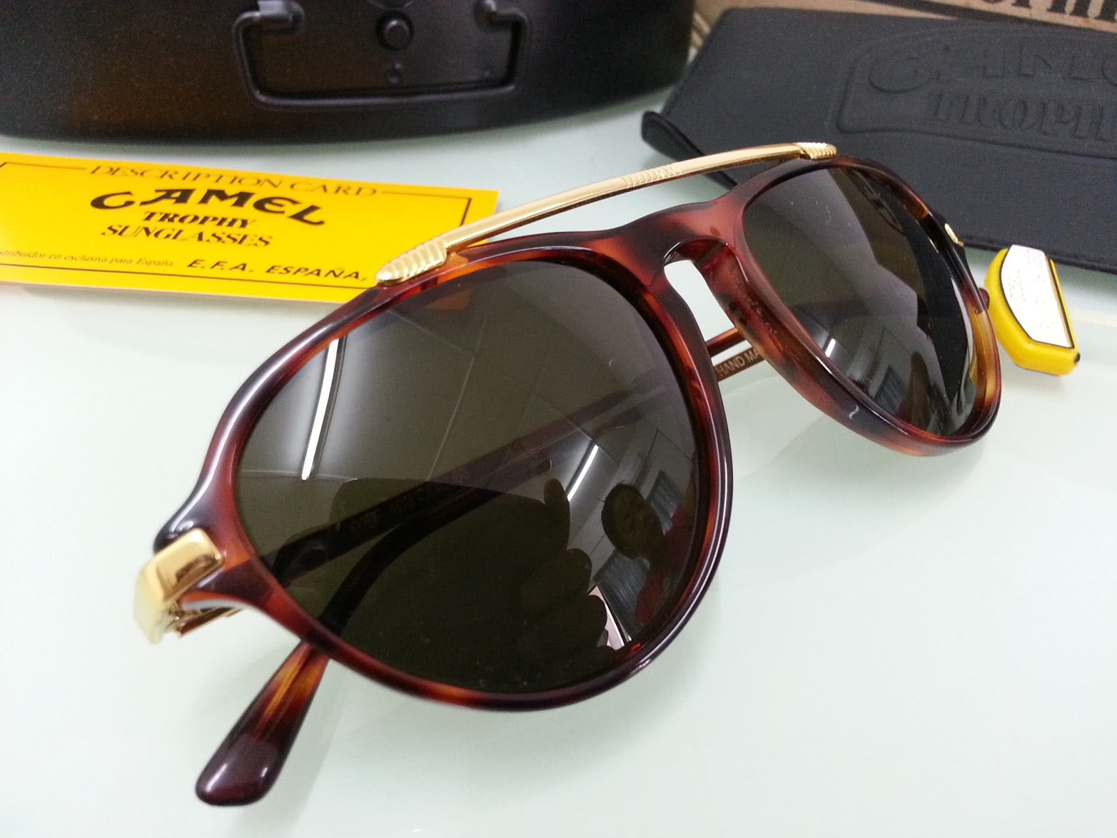 Koleksi Camel Trophy (Malaysia) Camel Trophy Sunglass Ref. 403 Col. 03 NOS
