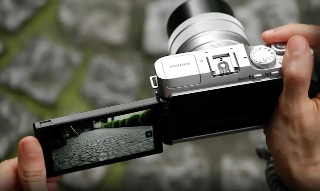 Fujifilm X-A7 Mirrorless Digital Camera