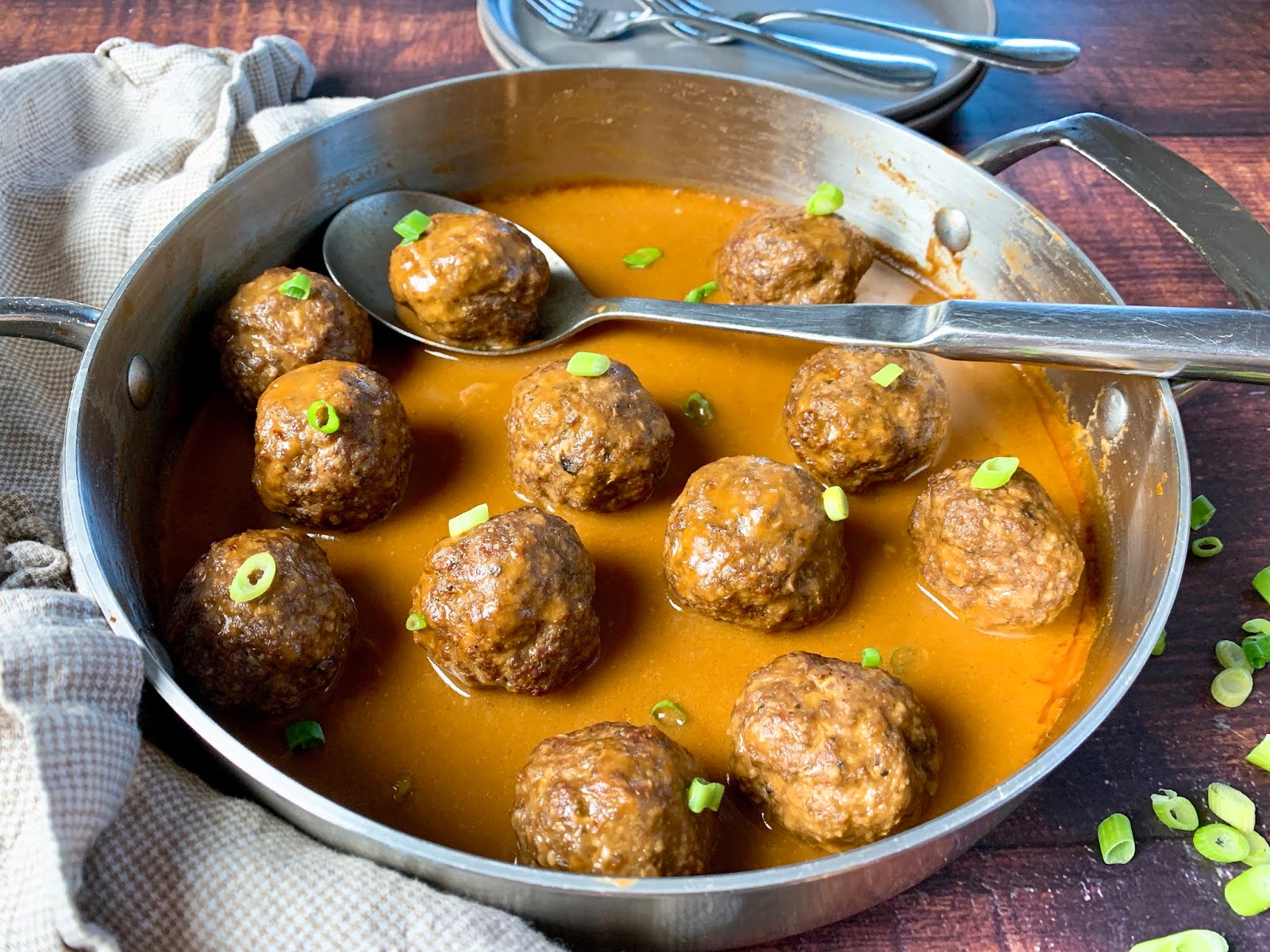 Meatballs with Easy Stovetop Gravy