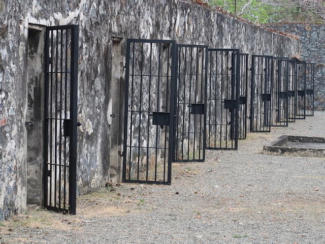 chuồng cọp tại nhà tù Côn Đảo