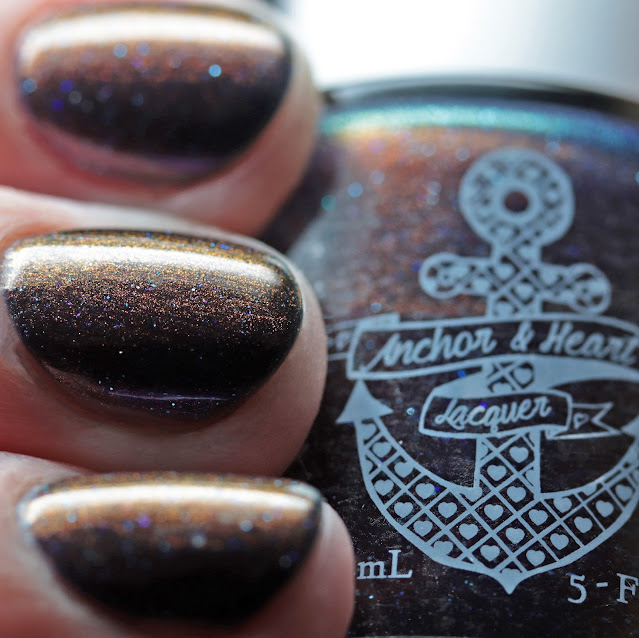 Anchor & Heart Lacquer So Much Sexy Face