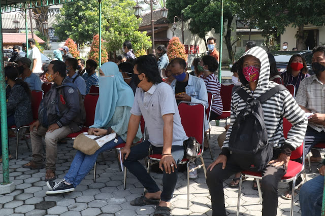 Walikota Solo Launching Penyaluran Bantuan Sosial Tunai dari DID