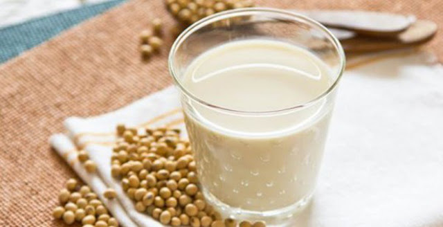 Sữa đậu nành giúp tăng kích thước ngực