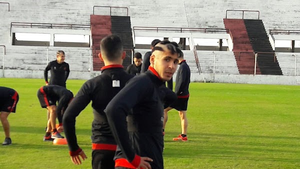 Oficial: Patronato, renueva Aruga hasta 2023 y sale cedido a San Martín de San Juan