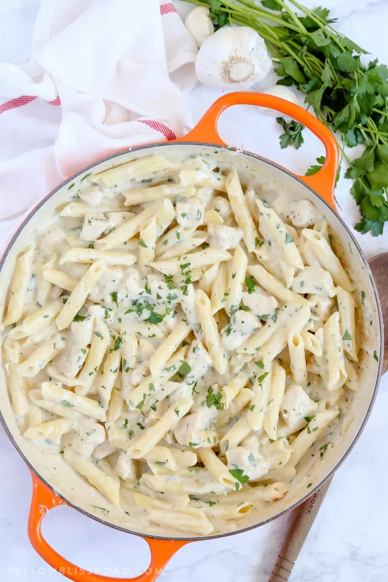 CREAMY GARLIC PENNE PASTA WITH CHICKEN dessert recipes diabetics