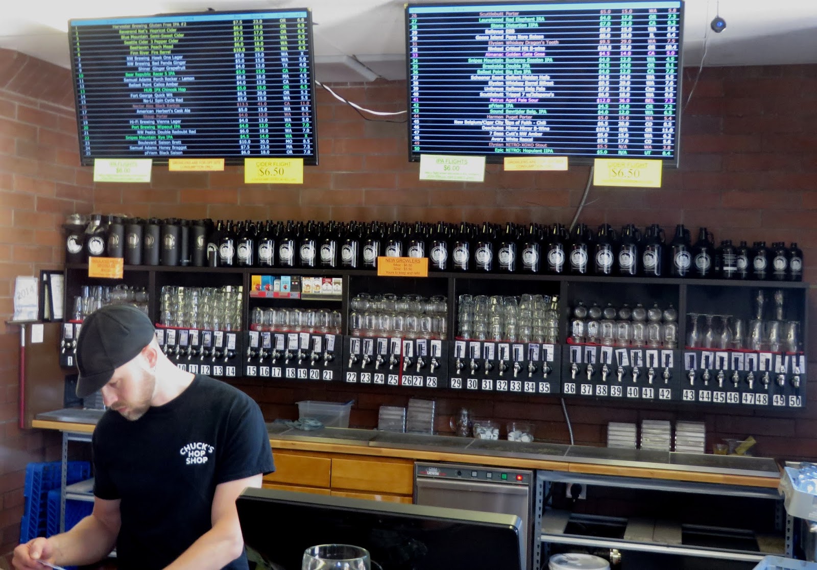 Seattlebars Org 2558 S1258 Chuck S Hop Shop Seattle Central District 6 8 2014