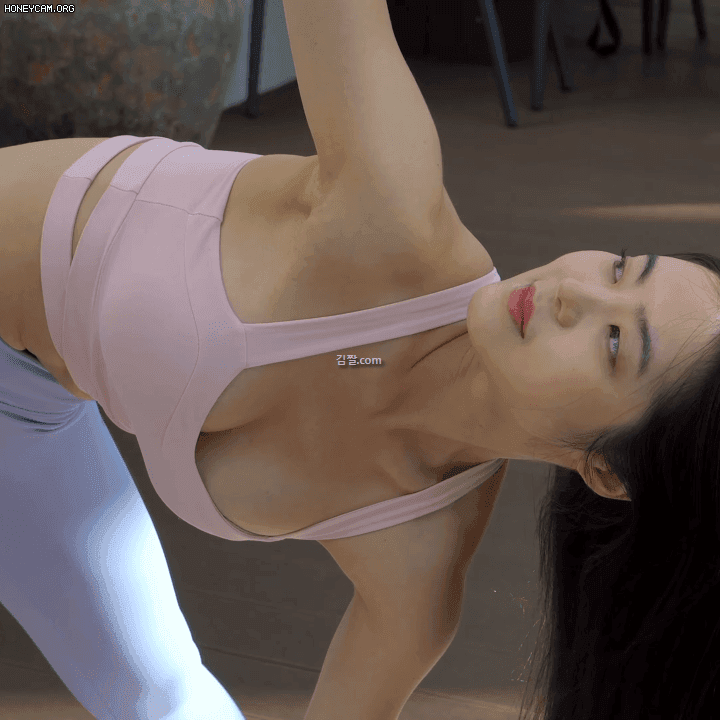 모델 서리나 6장 ㄷㄷ