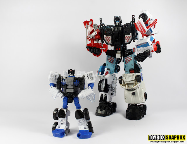 groove attached to defensor with rook