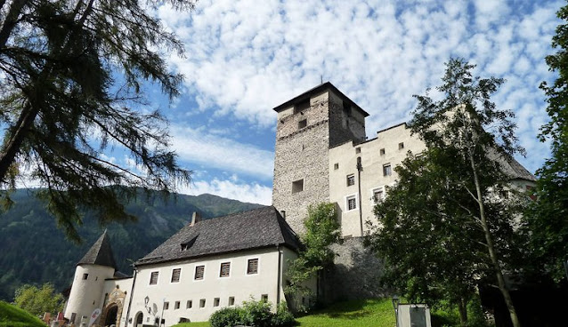 castelli tirolo austriaco