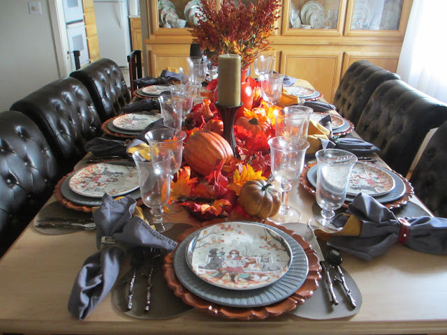 The Welcomed Guest: Dog Days of Autumn Table