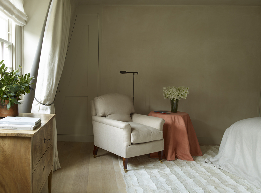 Decor Inspiration Mayfair Apartment in central London by Rose Uniacke