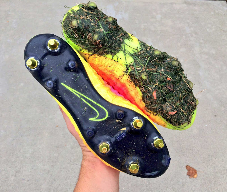 anti clog nike boots