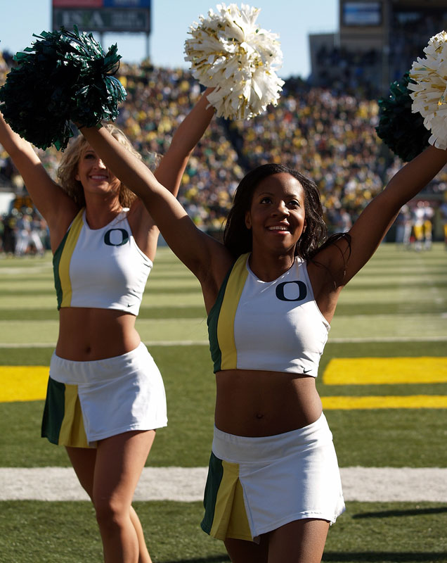 NFL and College Cheerleaders Photos: Game of the Week: #7 Oregon v. #4 ... 