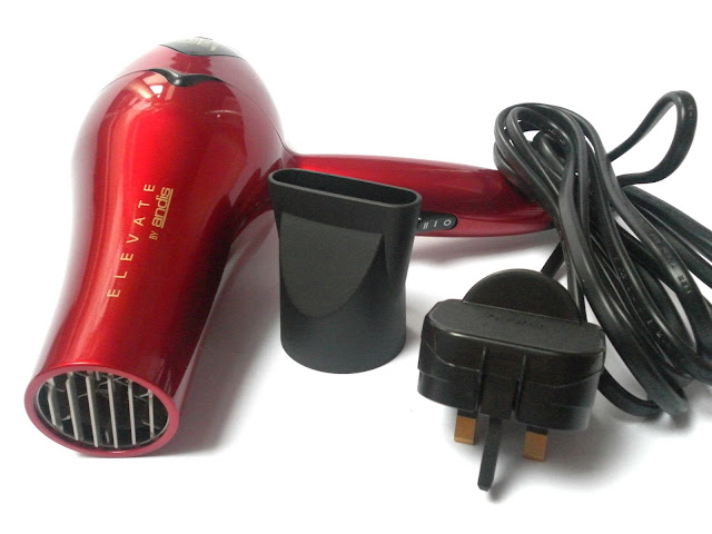 A picture of the Andis Elevate Hairdryer