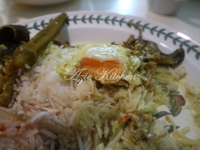 Masak Lemak Cili Api Telur Itik Dengan Jantung Pisang