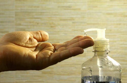 7 Reasons Why You Shouldn't Use Soap On Skin 2019 7 Reasons Why You Shouldn't Use Soap On Skin 2019