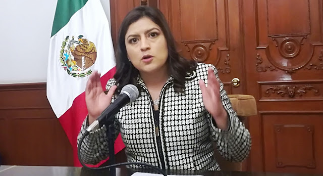 Claudia Rivera se reunirá con Miguel Barbosa para evaluar cambios en su gabinete