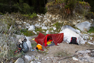 The tent without poles