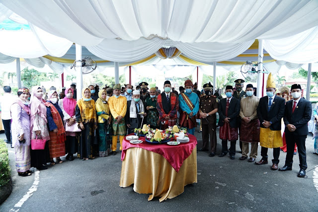 Edy Rahmayadi Harap Umar Zunaidi Hasibuan Jadikan HUT ke 103 Tebing Tinggi Momen Pemersatu Edy Rahmayadi Harap Umar Zunaidi Hasibuan Jadikan HUT ke 103 Tebing Tinggi Momen Pemersatu