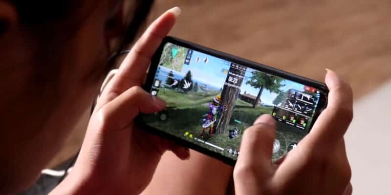 مع اقتراب العيد ألعاب الأطفال لا تجد من يشتريها بغزة صور
