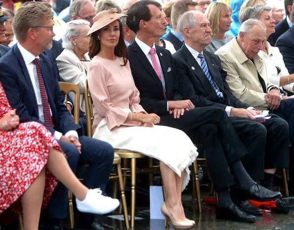 Princess Marie wore Goat Fashion Gaynor pencil dress. Princess Marie wore a pink bell sleeves pencil dress by Goat Fashion