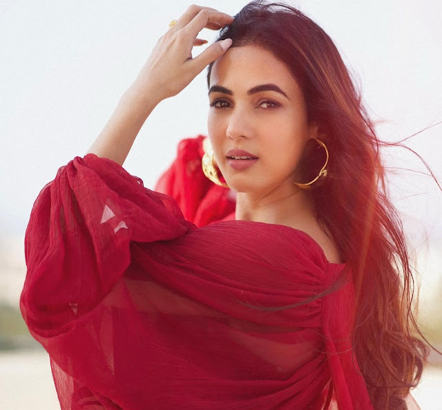 actress sonal chauhan looks so hot and stylish in red outfit